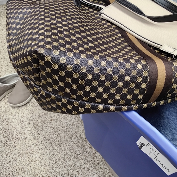 3900 Large Brown Patterned Tote Bag with Scarf Accent - Women's Shoulder Bag - Picture 8 of 8